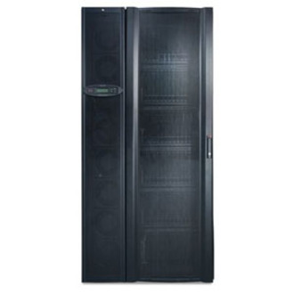 INROW SC SYSTEM 1 INROW SC, 1 NETSHELTER SX RACK 600MM, AND REAR CONTAINMENT