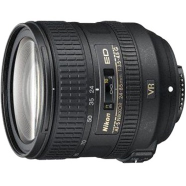 Nikon (2204) - Objectif AF-S NIKKOR 24-85 mm f/3.5-4.5G ED VR -- Pour appareils photo reflex numériques / format DX, Zoom 3,5x grand-angle au téléobjectif moyen, Trois lentilles asphériques, Un verre ED à dispersion extra faible