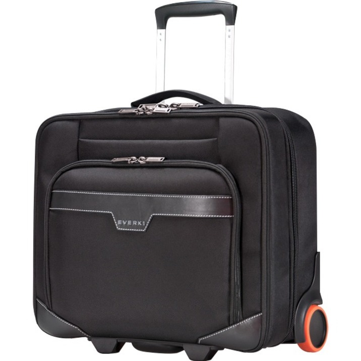 WITH A SEPARATE, SELF-CONTAINED COMPARTMENT THAT HANDLES UP TO TWO DAYS OF CLOTH