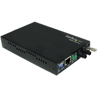 StarTech 10/100 Mbps Multi Mode Fiber Media Converter ST 2 km, TAA