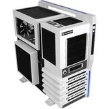     Full tower   White, Black   Steel, Plastic   10 x Bay   4 x Fan