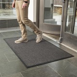 Deflecto Indoor/Outdoor Entrance Mat