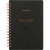 C'est l'ann&eacute;e pour prendre le contrôle de votre emploi du temps ! Le petit agenda hebdomadaire mensuel AT-A-GLANCE 2026 Signature noir vous permet de rester sur la bonne voie, d'avancer sur vos objectifs et de r&eacute;cup&eacute;rer votre temps, le tout dans un seul outil de planification &eacute;l&eacute;gant et sophistiqu&eacute;.