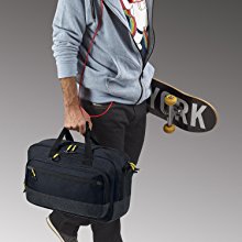 <b>  Backpack Transforms  </b></br>   Part backpack, part briefcase, the Solo Velocity Backpack transforms seamlessly between backpack and briefcase without sacrificing functionality. 