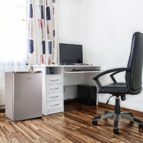  BLACK+DECKER Refrigerator and Freezer 