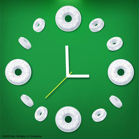 <b>Breath Refresher</b></br>Fight afternoon breath with a cool mint after lunch or coffee.