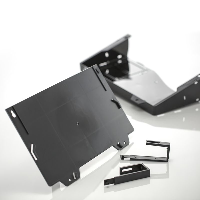 Hanger set requires minimal assembly