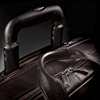 <b> Compact Design </b></br>

The Solo Executive Case’s sleek design makes it ideal for work or travel. Easy to store in overhead compartments or stow underneath seats.
