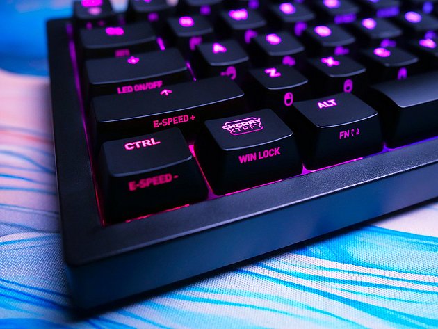 Cherry Compact Wired CX-K5V2-RGB-CPT-BLACK-R-US | PC-Canada