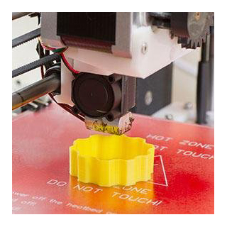 <b>Precision / Diameter Accuracy</b></br>
Always look for filament manufacturers who publish their diameter tolerances. The tighter the tolerance, the more consistent and accurate the printed results will be. Verbatim 3D printing filaments are manufactured to a tolerance of +0.05 mm – to ensure stable, accurate prints with consistent feeding. 
