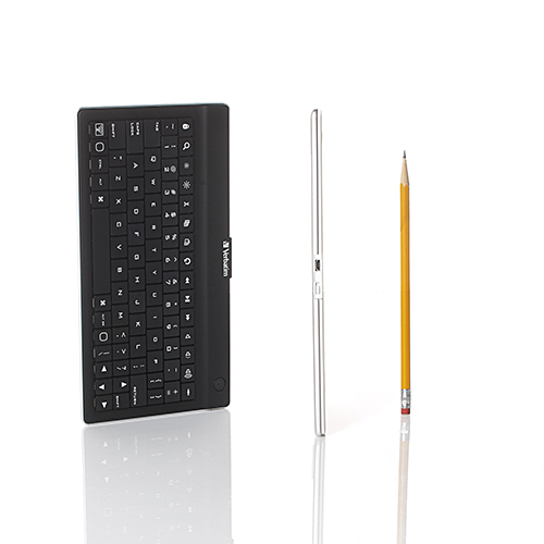 <b>Size</b></br> Full-Size</br></br>
Keyboards, next to displays and mice, are  A full-size keyboard will generally give you more functions, such as a full numeric keypad perfect for calculations, or additional features like brightness and volume controls and full-size function keys. Full-size keyboards can also be more comfortable to use, as they allow for more natural hand and wrist alignment while typing and have the size to accommodate more ergonomic features.