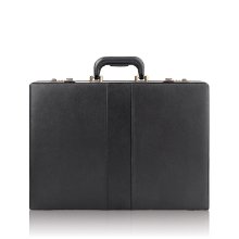 <b>  Sturdy Handle    </b></br> Equipped with an ergonomically designed handle to make sure this case is as comfortable as it is functional. 
