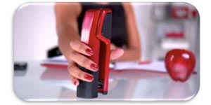 <p><b>Classic Style</b></p>
<p>From its striking silhouette to its infusion of features, the high-performance, eye-catching Epic B777 stapler makes a smart choice for the multi-tasker. The chic glossy color will refine any office.</p>