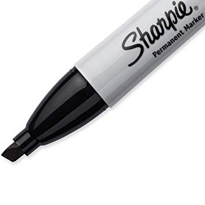<b>Versatile Chisel Tip

 </b></br>A chisel tip lets you write two ways: go bold and draw broad lines or pivot and use the point for details, making these markers perfect for the class, office, home and beyond.



