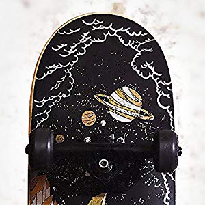 <b>    Fade-Resistant     </b></br>   Sharpie Metallic markers deliver quick-drying, pure metallic marks that resist fading and water. What's more, you don't need to shake before you mark. 