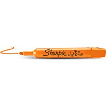 <b> Flip Chart Marker </b></br> Make a statement at the next big presentation with the Sharpie Flip Chart Marker, which features unique, water-based ink that won’t bleed through flip chart paper. The bullet tip minimizes squeaking for a smooth, silent writing experience. 