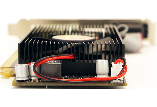 <b>AMD CrossFire™ Technology </b></br>
This multi-GPU support offers superior scalability, which increases your gaming performance by up to 2 times.