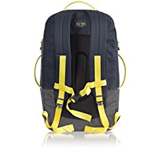 <b> Padded Shoulder Straps </b></br> Padded back and backpack straps for added comfort. 