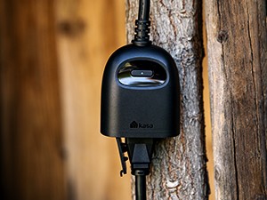 Kasa Smart Wi-Fi Outdoor Dimmer Plug KP405